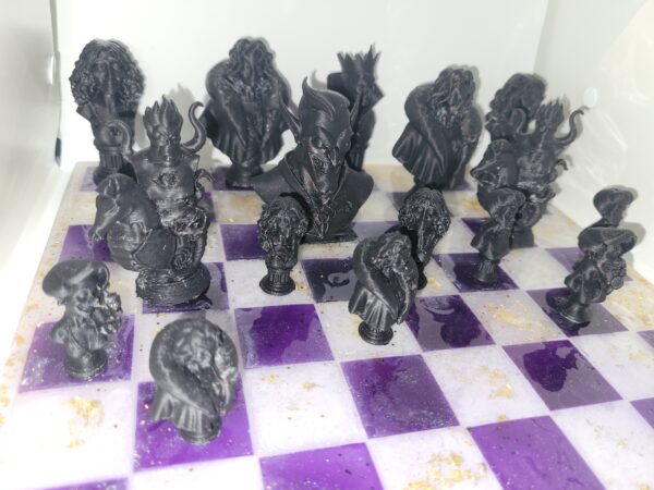 Ensemble complet de 32 pièces d'échiquier