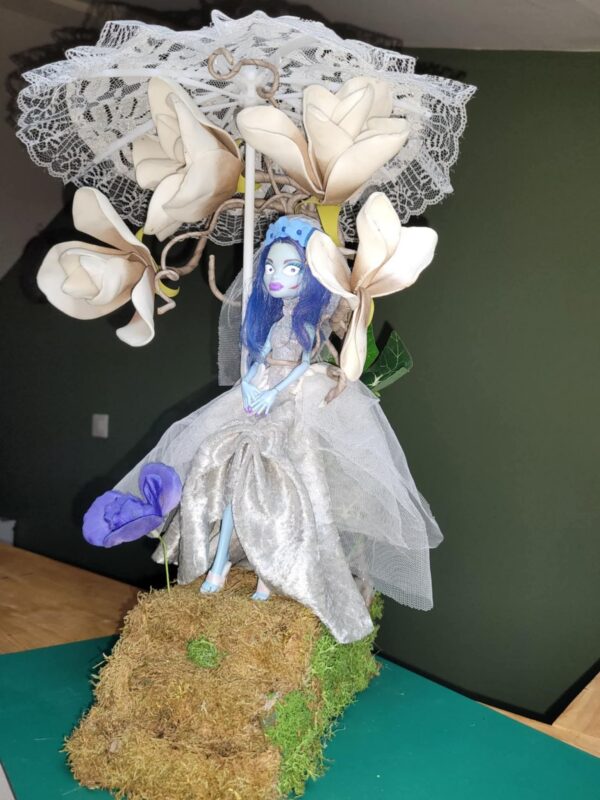 FB_IMG_1765197081849 Monster High X Les Noces Funèbres : Emily